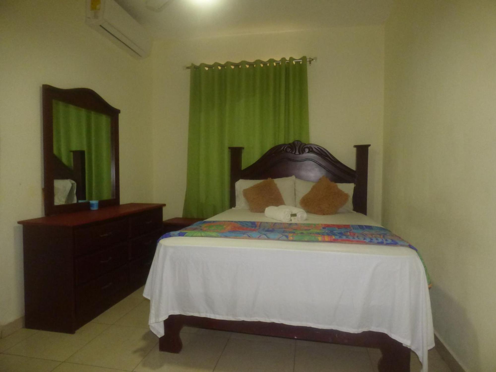 Hotel Enrique I Gazcue, Bed And Breakfast Santo Domingo Exterior photo